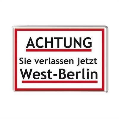 Berlin metalpostkort, Achtung
